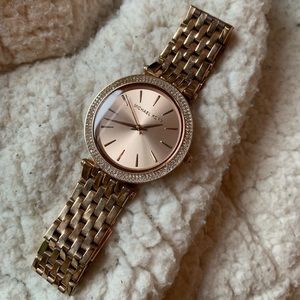 MICHAEL KORS rose gold watch
